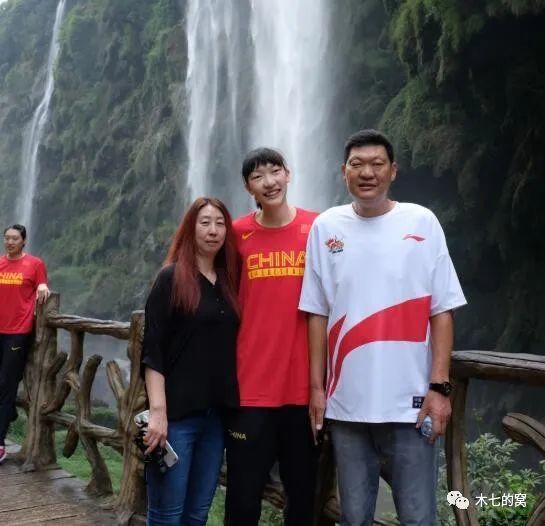美腿的呻吟