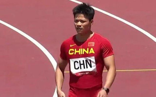 久久青草色